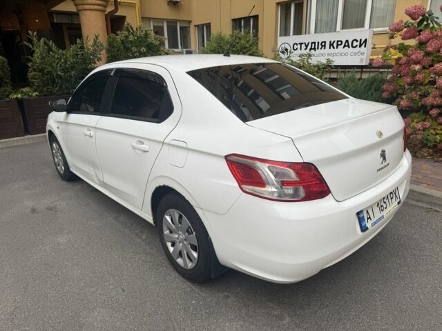 Белый Пежо 305, объемом двигателя 1.6 л и пробегом 108 тыс. км за 6100 $, фото 4 на Automoto.ua