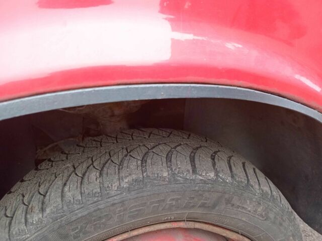 Червоний Пежо 305, об'ємом двигуна 1.6 л та пробігом 55 тис. км за 596 $, фото 6 на Automoto.ua