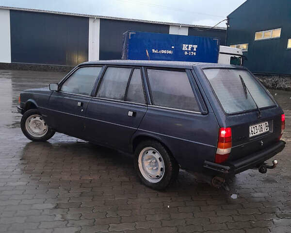 Синій Пежо 305, об'ємом двигуна 1.8 л та пробігом 100 тис. км за 722 $, фото 4 на Automoto.ua