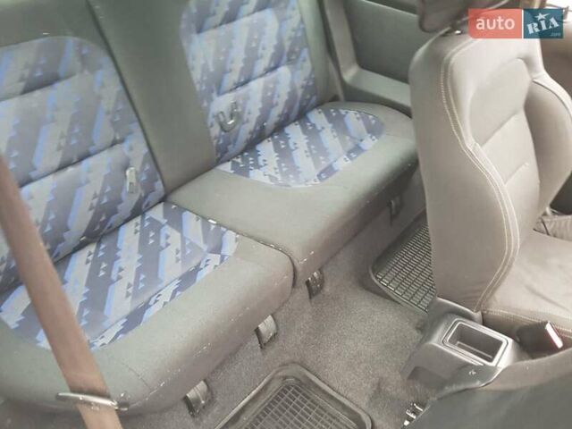 Белый Пежо 306, объемом двигателя 1.9 л и пробегом 418 тыс. км за 2550 $, фото 12 на Automoto.ua