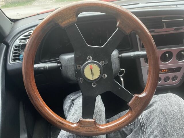 Красный Пежо 306, объемом двигателя 1.4 л и пробегом 358 тыс. км за 1000 $, фото 10 на Automoto.ua