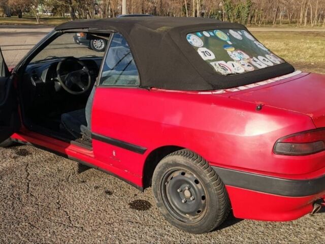 Красный Пежо 306, объемом двигателя 0 л и пробегом 300 тыс. км за 2700 $, фото 4 на Automoto.ua
