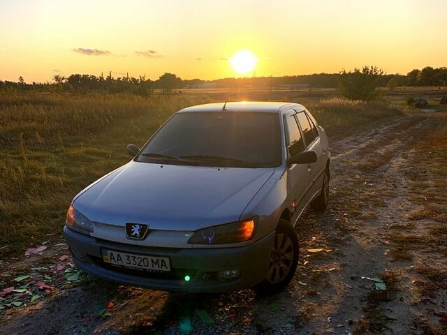 Сірий Пежо 306, об'ємом двигуна 1.6 л та пробігом 313 тис. км за 2500 $, фото 5 на Automoto.ua