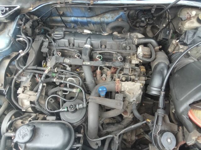 Синий Пежо 306, объемом двигателя 0 л и пробегом 150 тыс. км за 600 $, фото 3 на Automoto.ua