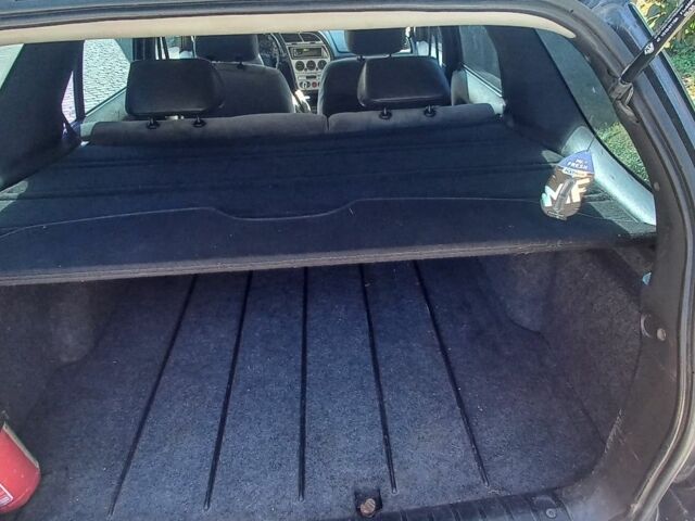 Синий Пежо 306, объемом двигателя 2 л и пробегом 496 тыс. км за 2400 $, фото 9 на Automoto.ua