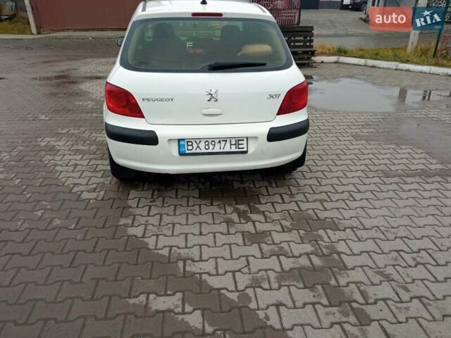 Білий Пежо 307, об'ємом двигуна 1.59 л та пробігом 370 тис. км за 3300 $, фото 5 на Automoto.ua