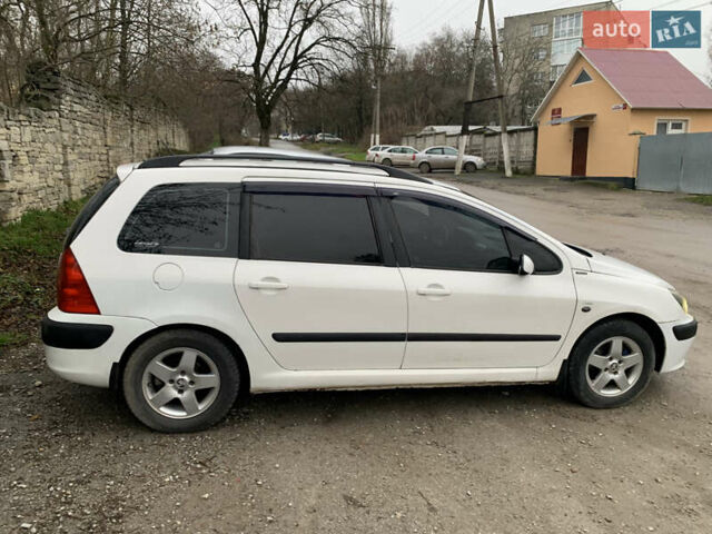 Білий Пежо 307, об'ємом двигуна 1.4 л та пробігом 406 тис. км за 3499 $, фото 2 на Automoto.ua