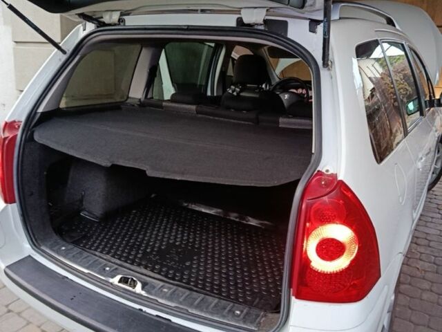 Белый Пежо 307, объемом двигателя 2 л и пробегом 300 тыс. км за 3500 $, фото 8 на Automoto.ua