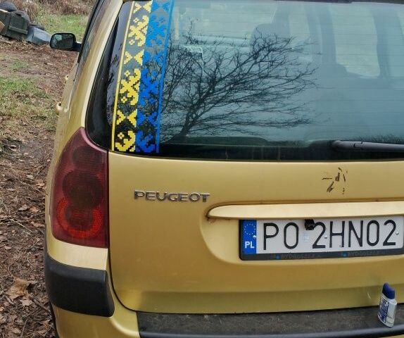 Бежевий Пежо 307, об'ємом двигуна 2 л та пробігом 370 тис. км за 2000 $, фото 6 на Automoto.ua