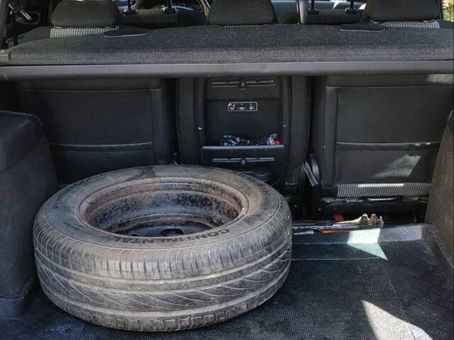 Бежевый Пежо 307, объемом двигателя 1.6 л и пробегом 280 тыс. км за 3750 $, фото 7 на Automoto.ua