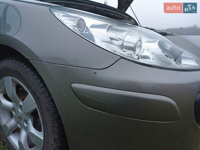 Бежевый Пежо 307, объемом двигателя 2 л и пробегом 86 тыс. км за 4850 $, фото 5 на Automoto.ua