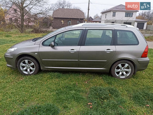 Бежевый Пежо 307, объемом двигателя 2 л и пробегом 86 тыс. км за 4850 $, фото 1 на Automoto.ua