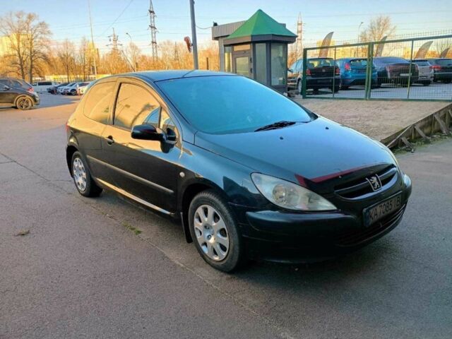 Чорний Пежо 307, об'ємом двигуна 1.6 л та пробігом 250 тис. км за 2800 $, фото 1 на Automoto.ua