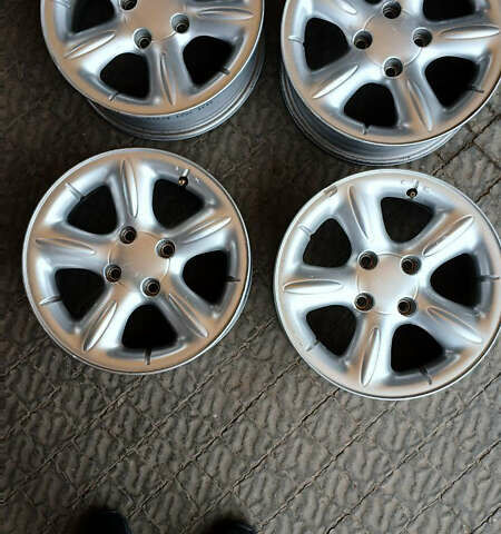 Черный Пежо 307, объемом двигателя 1.6 л и пробегом 293 тыс. км за 4400 $, фото 5 на Automoto.ua