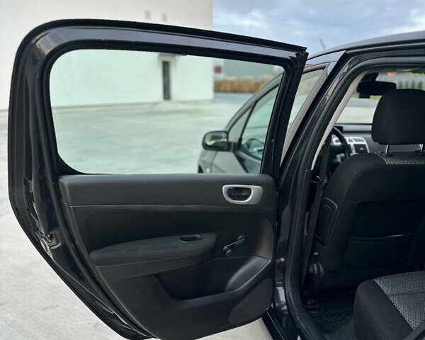 Пежо 307 2007 в Луцке на Automoto.ua Черный Пежо 307, объемом двигателя 1.6 л и пробегом 223 тыс. км за 4900 $, фото 11 на Automoto.ua