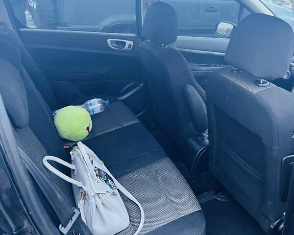 Черный Пежо 307, объемом двигателя 2 л и пробегом 219 тыс. км за 3600 $, фото 13 на Automoto.ua