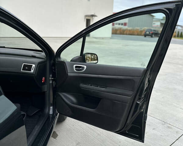 Пежо 307 2007 в Луцке на Automoto.ua Черный Пежо 307, объемом двигателя 1.6 л и пробегом 223 тыс. км за 4900 $, фото 20 на Automoto.ua