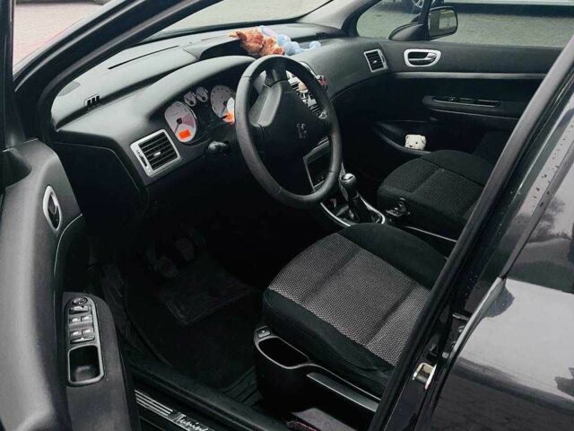 Чорний Пежо 307, об'ємом двигуна 2 л та пробігом 219 тис. км за 3600 $, фото 6 на Automoto.ua
