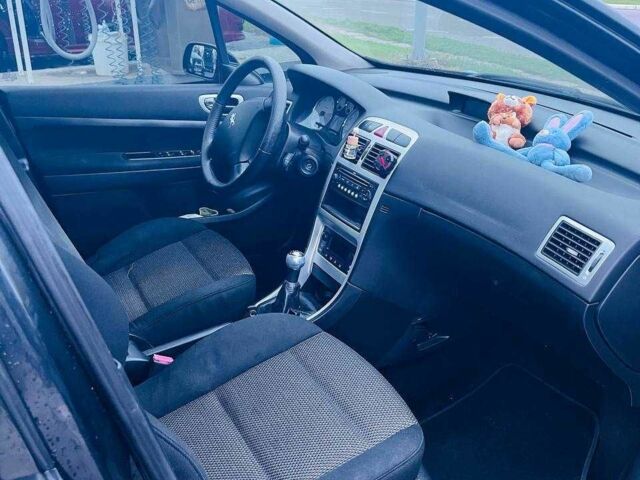 Чорний Пежо 307, об'ємом двигуна 2 л та пробігом 219 тис. км за 3600 $, фото 7 на Automoto.ua