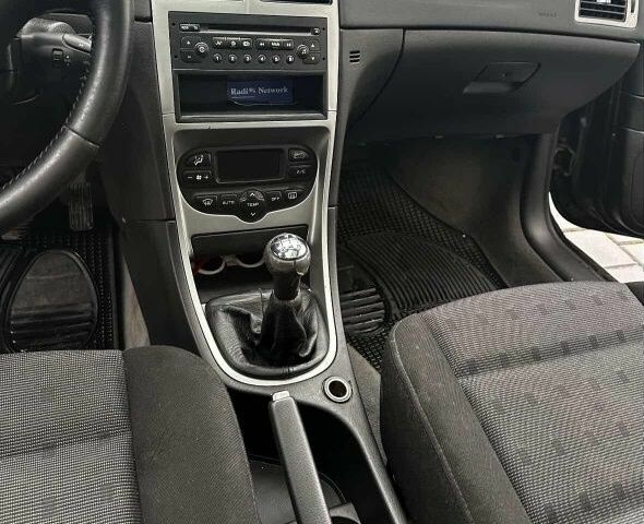 Черный Пежо 307, объемом двигателя 0 л и пробегом 300 тыс. км за 1500 $, фото 10 на Automoto.ua