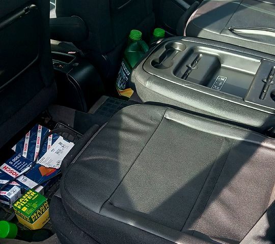 Черный Пежо 307, объемом двигателя 2 л и пробегом 264 тыс. км за 2500 $, фото 8 на Automoto.ua