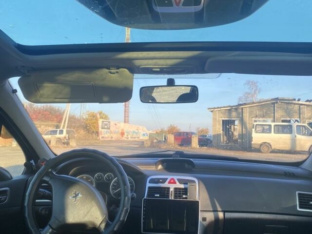 Чорний Пежо 307, об'ємом двигуна 2.2 л та пробігом 358 тис. км за 2700 $, фото 5 на Automoto.ua