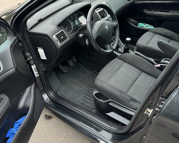Пежо 307 2004 в Львове на Automoto.ua Черный Пежо 307, объемом двигателя 1.59 л и пробегом 300 тыс. км за 3700 $, фото 21 на Automoto.ua