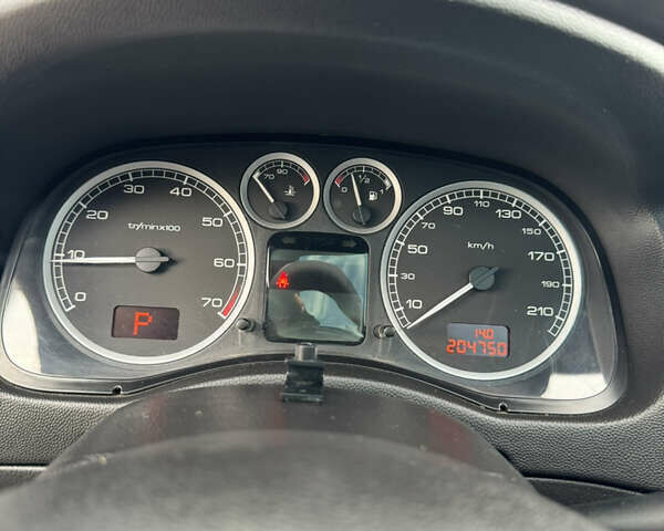 Чорний Пежо 307, об'ємом двигуна 1.6 л та пробігом 202 тис. км за 3999 $, фото 15 на Automoto.ua