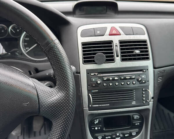 Пежо 307 2004 в Львове на Automoto.ua Черный Пежо 307, объемом двигателя 1.59 л и пробегом 300 тыс. км за 3700 $, фото 10 на Automoto.ua