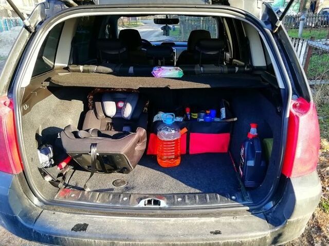 Черный Пежо 307, объемом двигателя 1.6 л и пробегом 190 тыс. км за 2650 $, фото 7 на Automoto.ua