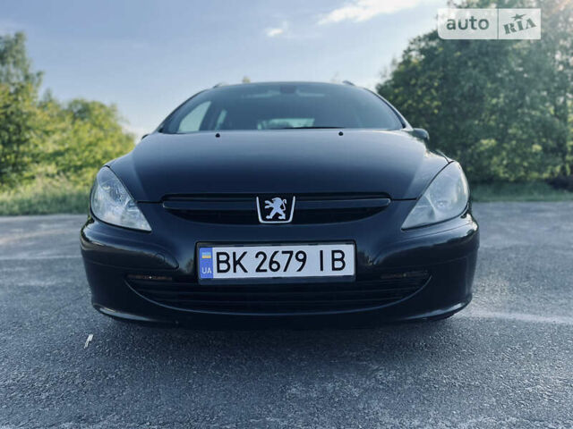 Чорний Пежо 307, об'ємом двигуна 1.6 л та пробігом 258 тис. км за 4600 $, фото 6 на Automoto.ua