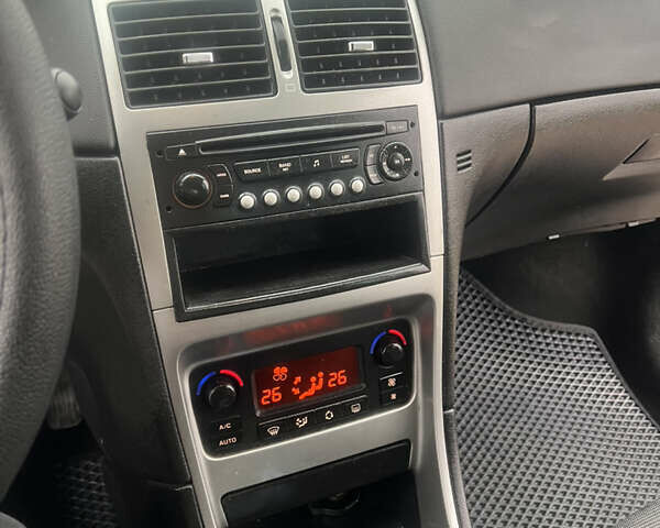 Черный Пежо 307, объемом двигателя 1.56 л и пробегом 285 тыс. км за 4200 $, фото 14 на Automoto.ua