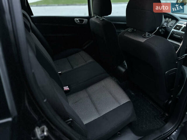 Черный Пежо 307, объемом двигателя 1.6 л и пробегом 263 тыс. км за 4499 $, фото 45 на Automoto.ua