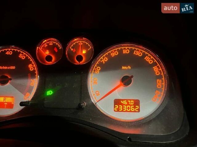 Черный Пежо 307, объемом двигателя 2 л и пробегом 233 тыс. км за 6100 $, фото 3 на Automoto.ua