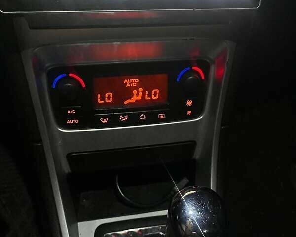 Черный Пежо 307, объемом двигателя 2 л и пробегом 233 тыс. км за 6100 $, фото 2 на Automoto.ua