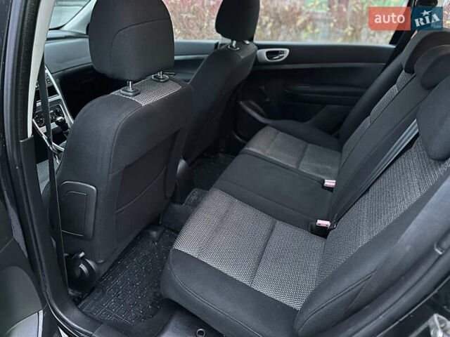 Черный Пежо 307, объемом двигателя 1.6 л и пробегом 263 тыс. км за 4499 $, фото 44 на Automoto.ua