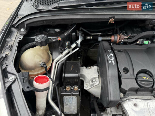 Чорний Пежо 307, об'ємом двигуна 1.6 л та пробігом 256 тис. км за 4700 $, фото 46 на Automoto.ua