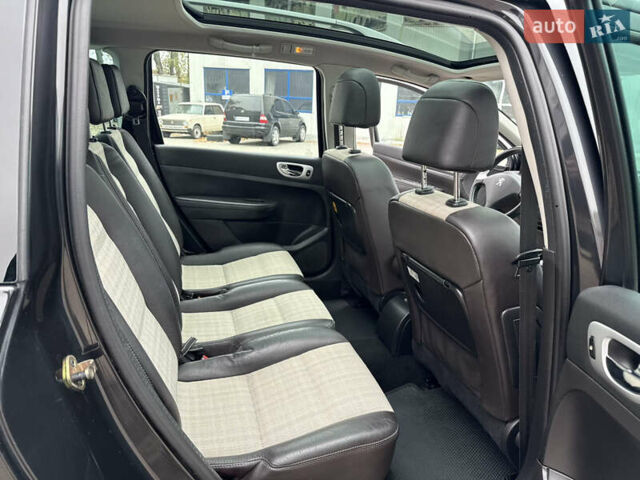 Чорний Пежо 307, об'ємом двигуна 1.6 л та пробігом 256 тис. км за 4700 $, фото 37 на Automoto.ua