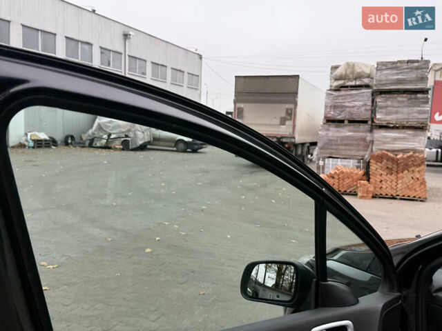 Чорний Пежо 307, об'ємом двигуна 1.6 л та пробігом 256 тис. км за 4700 $, фото 17 на Automoto.ua