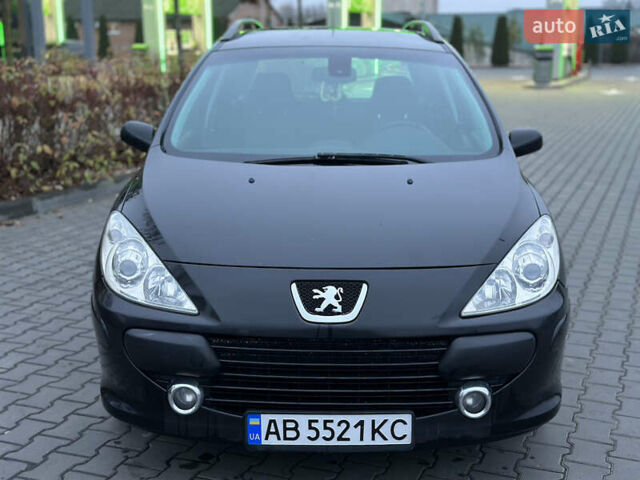 Черный Пежо 307, объемом двигателя 1.6 л и пробегом 263 тыс. км за 4499 $, фото 3 на Automoto.ua