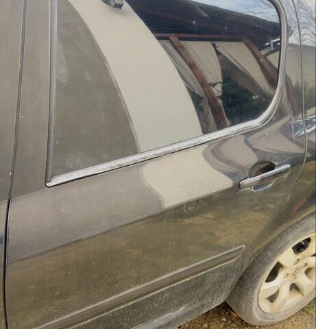 Черный Пежо 307, объемом двигателя 2 л и пробегом 10 тыс. км за 3906 $, фото 11 на Automoto.ua