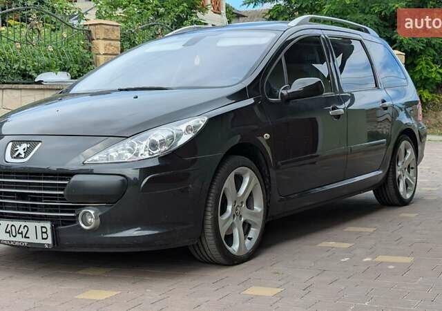 Чорний Пежо 307, об'ємом двигуна 1.6 л та пробігом 200 тис. км за 6200 $, фото 3 на Automoto.ua