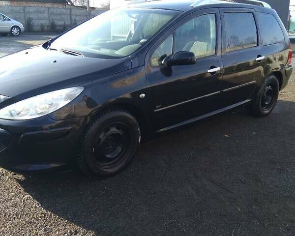 Чорний Пежо 307, об'ємом двигуна 1.56 л та пробігом 380 тис. км за 2500 $, фото 2 на Automoto.ua