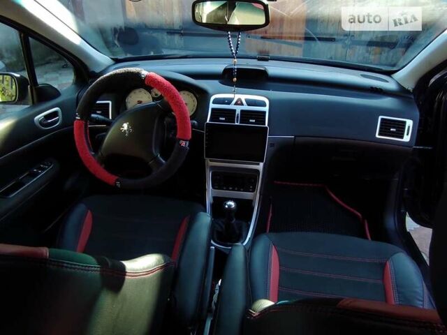 Чорний Пежо 307, об'ємом двигуна 1.6 л та пробігом 280 тис. км за 4300 $, фото 11 на Automoto.ua