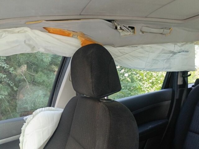 Чорний Пежо 307, об'ємом двигуна 2 л та пробігом 187 тис. км за 2600 $, фото 7 на Automoto.ua