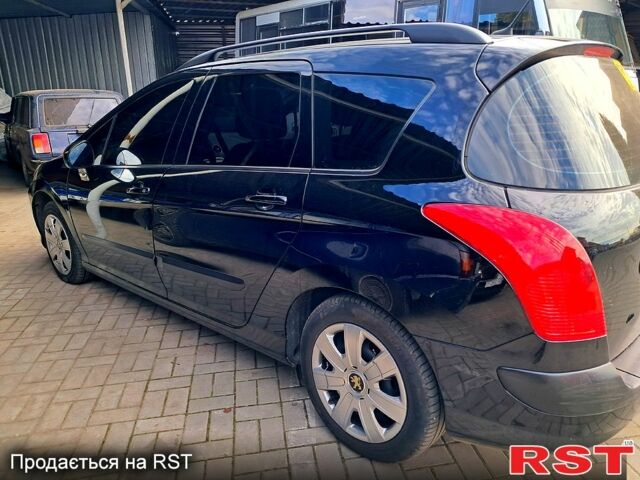 Черный Пежо 307, объемом двигателя 1.6 л и пробегом 200 тыс. км за 5700 $, фото 2 на Automoto.ua