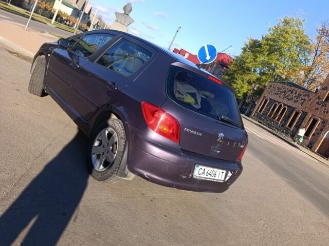 Фиолетовый Пежо 307, объемом двигателя 2 л и пробегом 250 тыс. км за 3499 $, фото 3 на Automoto.ua
