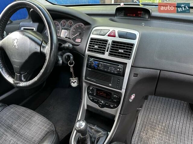 Фіолетовий Пежо 307, об'ємом двигуна 2 л та пробігом 273 тис. км за 2800 $, фото 8 на Automoto.ua