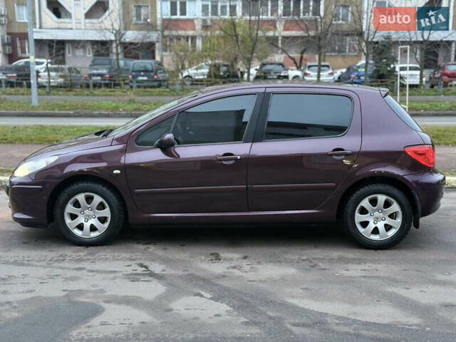 Фіолетовий Пежо 307, об'ємом двигуна 1.59 л та пробігом 183 тис. км за 4500 $, фото 2 на Automoto.ua