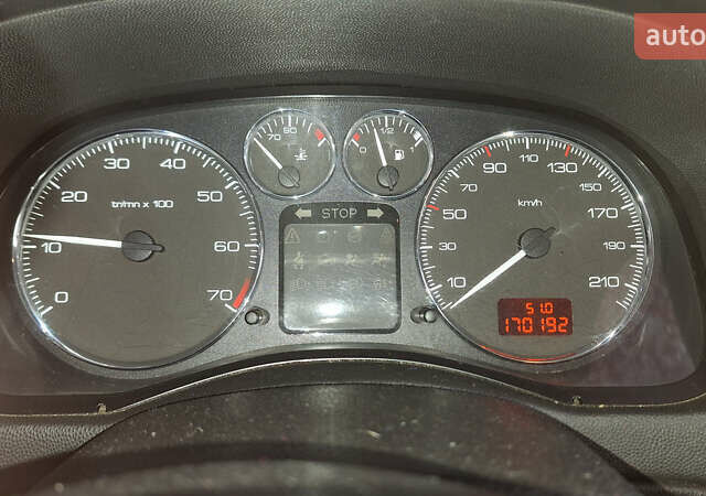 Фиолетовый Пежо 307, объемом двигателя 2.02 л и пробегом 172 тыс. км за 4000 $, фото 2 на Automoto.ua